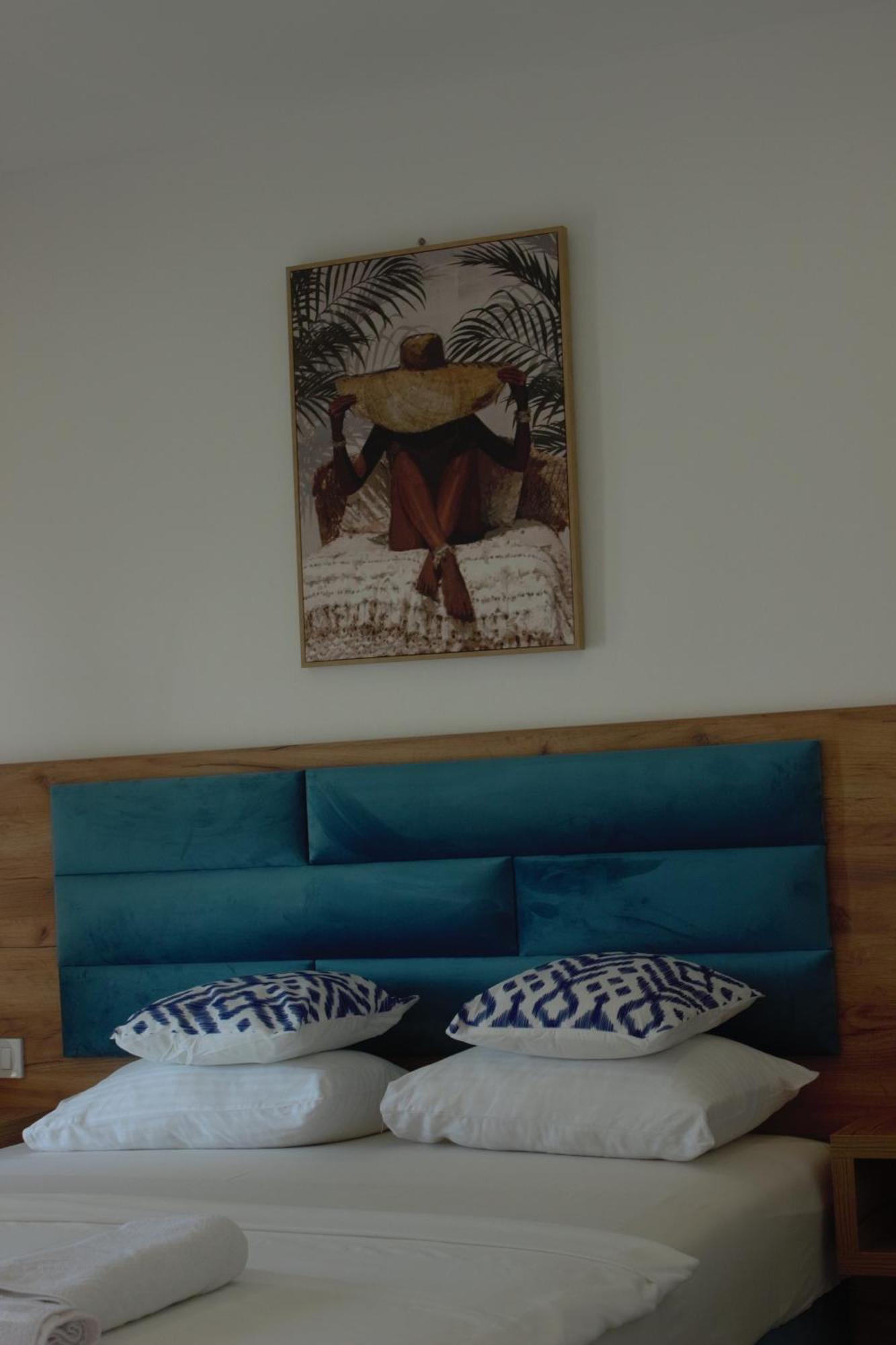 Studio Apartments Jupo Ulcinj Exterior foto
